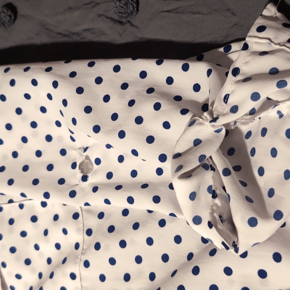 2/$10 Adrienne Vittadini polkadot button down top - Picture 4 of 5